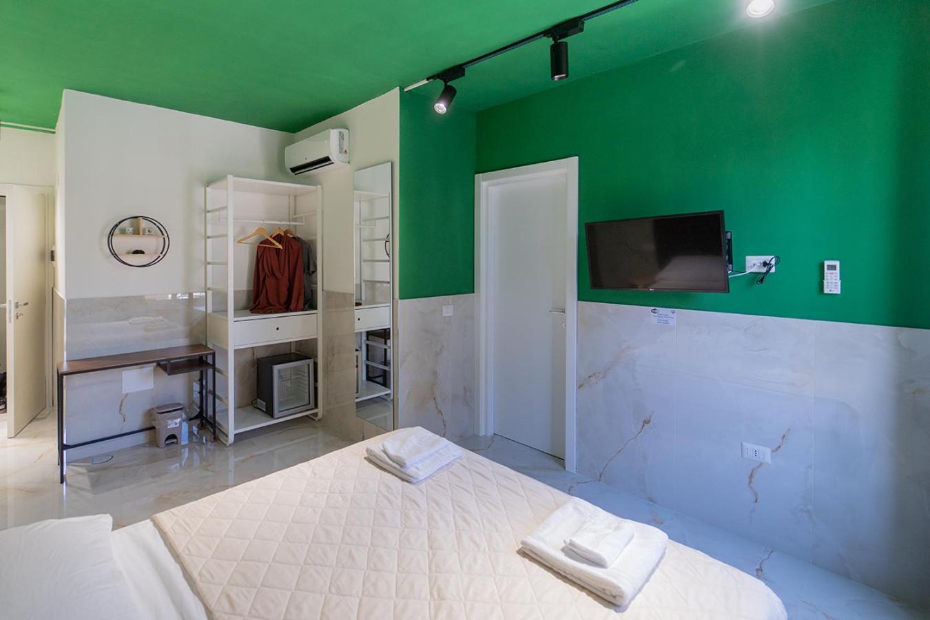 Maison d'hôtes P.c. Boutique H. Castel Nuovo, By Clapa Group Dislocated Hospitality Naples