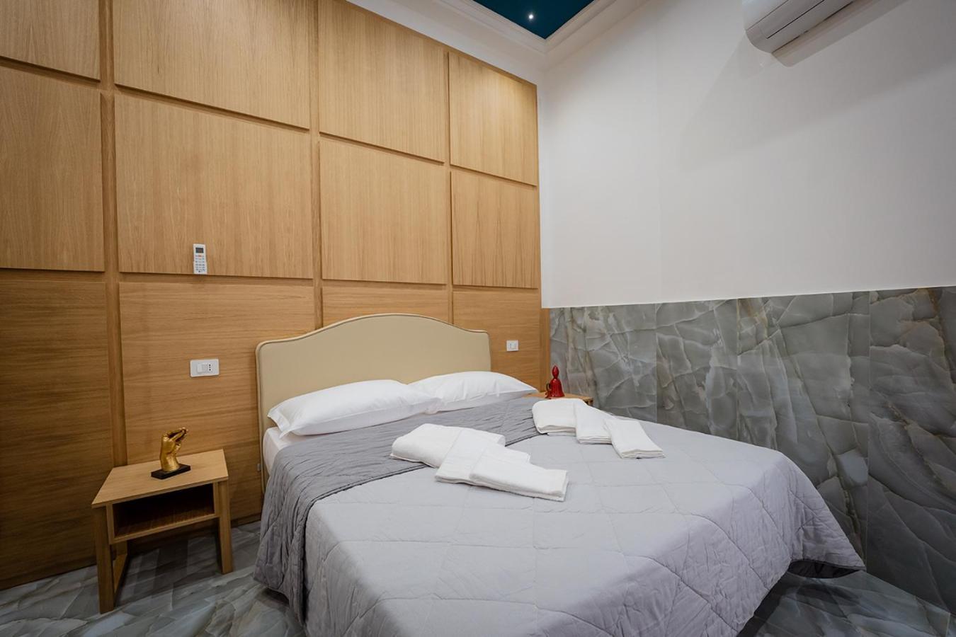 P.c. Boutique H. Castel Nuovo, By Clapa Group Dislocated Hospitality Maison d'hôtes Naples