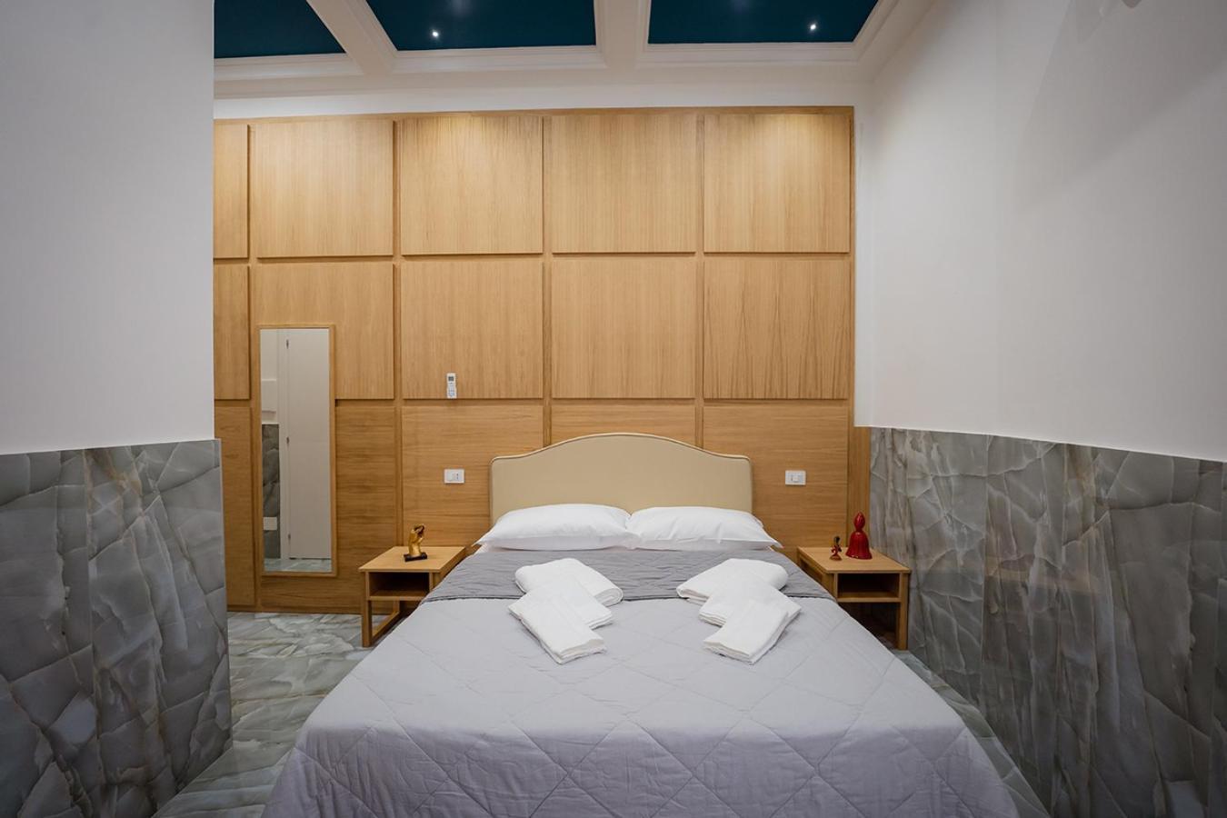P.c. Boutique H. Castel Nuovo, By Clapa Group Dislocated Hospitality Maison d'hôtes Naples